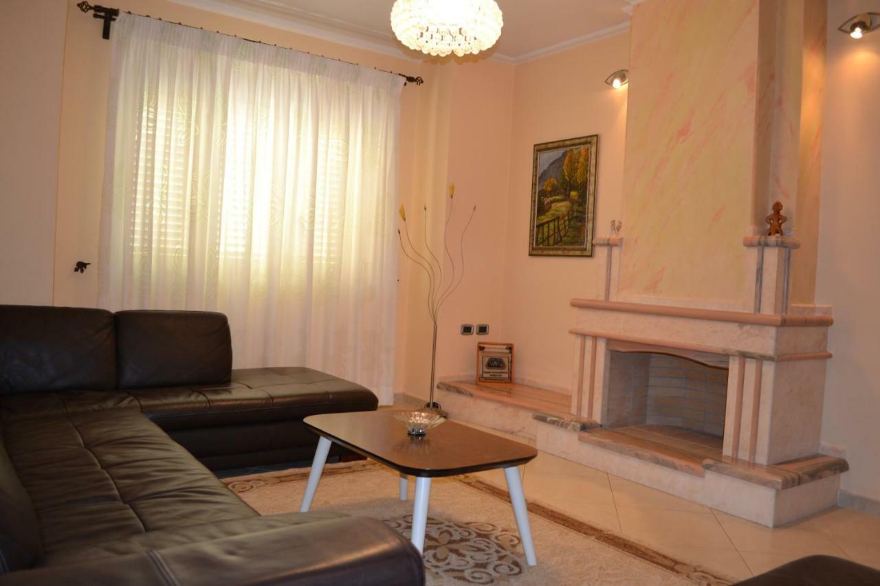 Penthouse Terrace 4 Bedrooms Apartment Vlorë Eksteriør billede