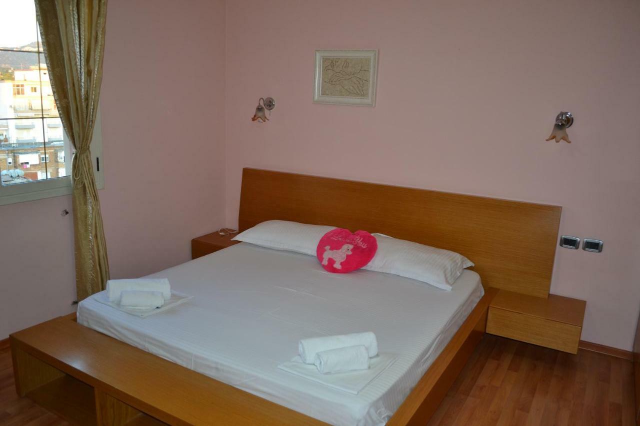 Penthouse Terrace 4 Bedrooms Apartment Vlorë Eksteriør billede